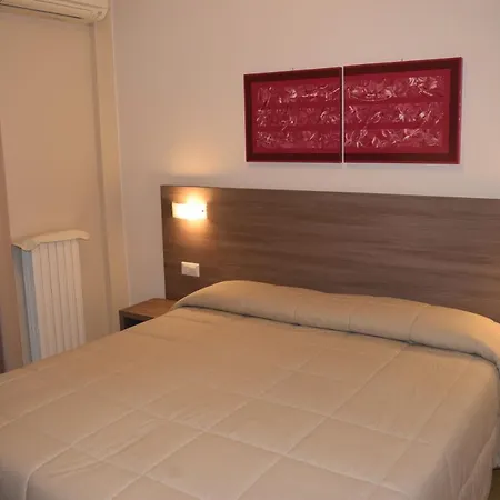 Pilotto Ξενοδοχείο Πεσκιέρα ντελ Γκάρντα